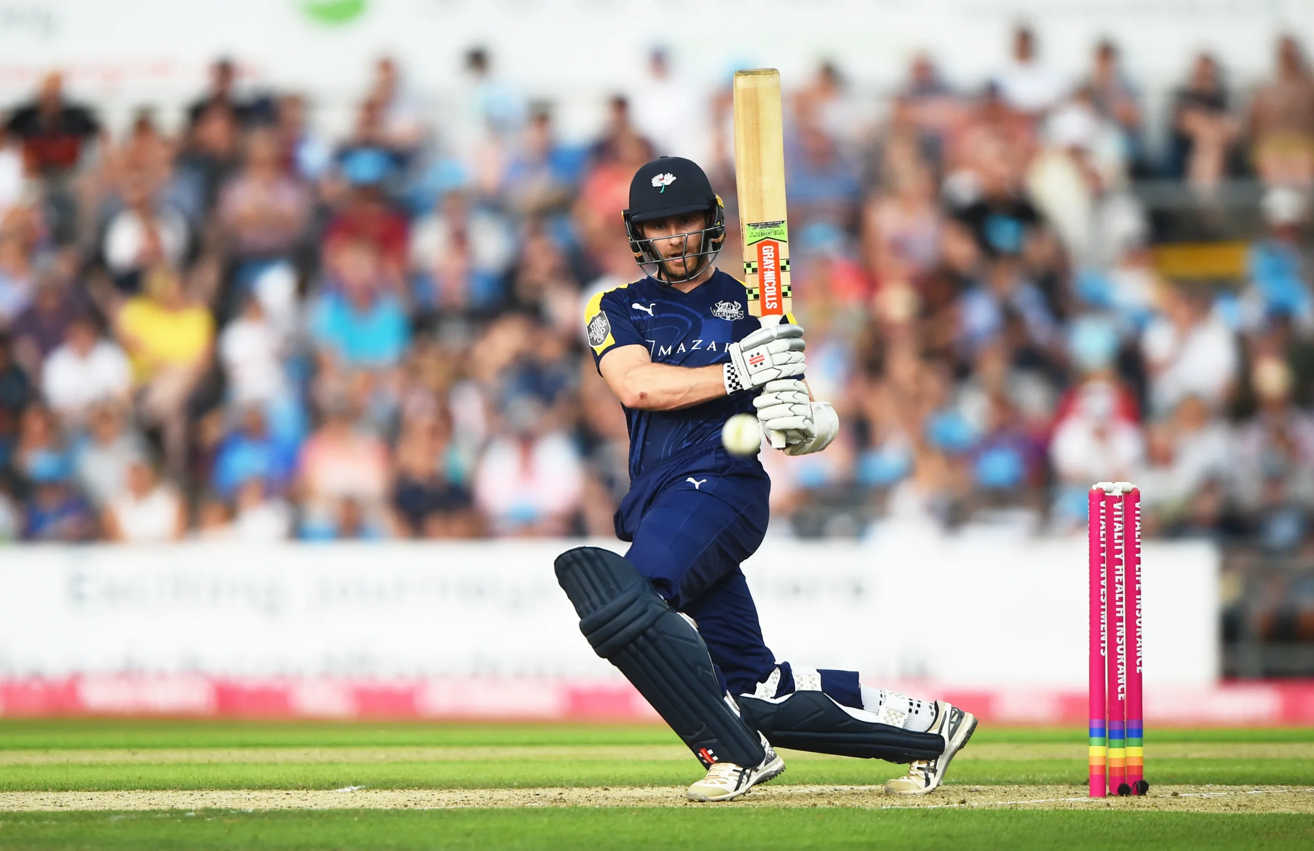 Cricket Sales Store 1 Cricket Sales Store -Cricket Sales Store GettyImages 1006308868 scaled